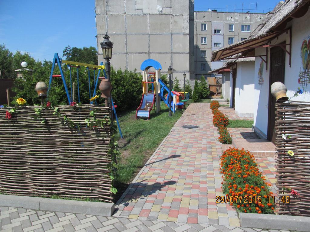 Stara Vezha Hotel Boryspilʼ Dış mekan fotoğraf