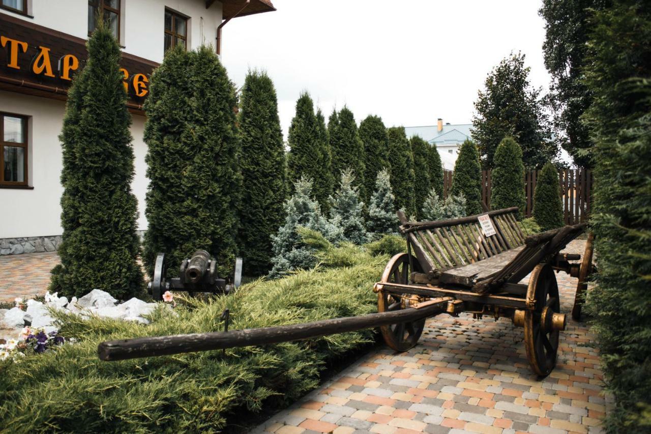 Stara Vezha Hotel Boryspilʼ Dış mekan fotoğraf