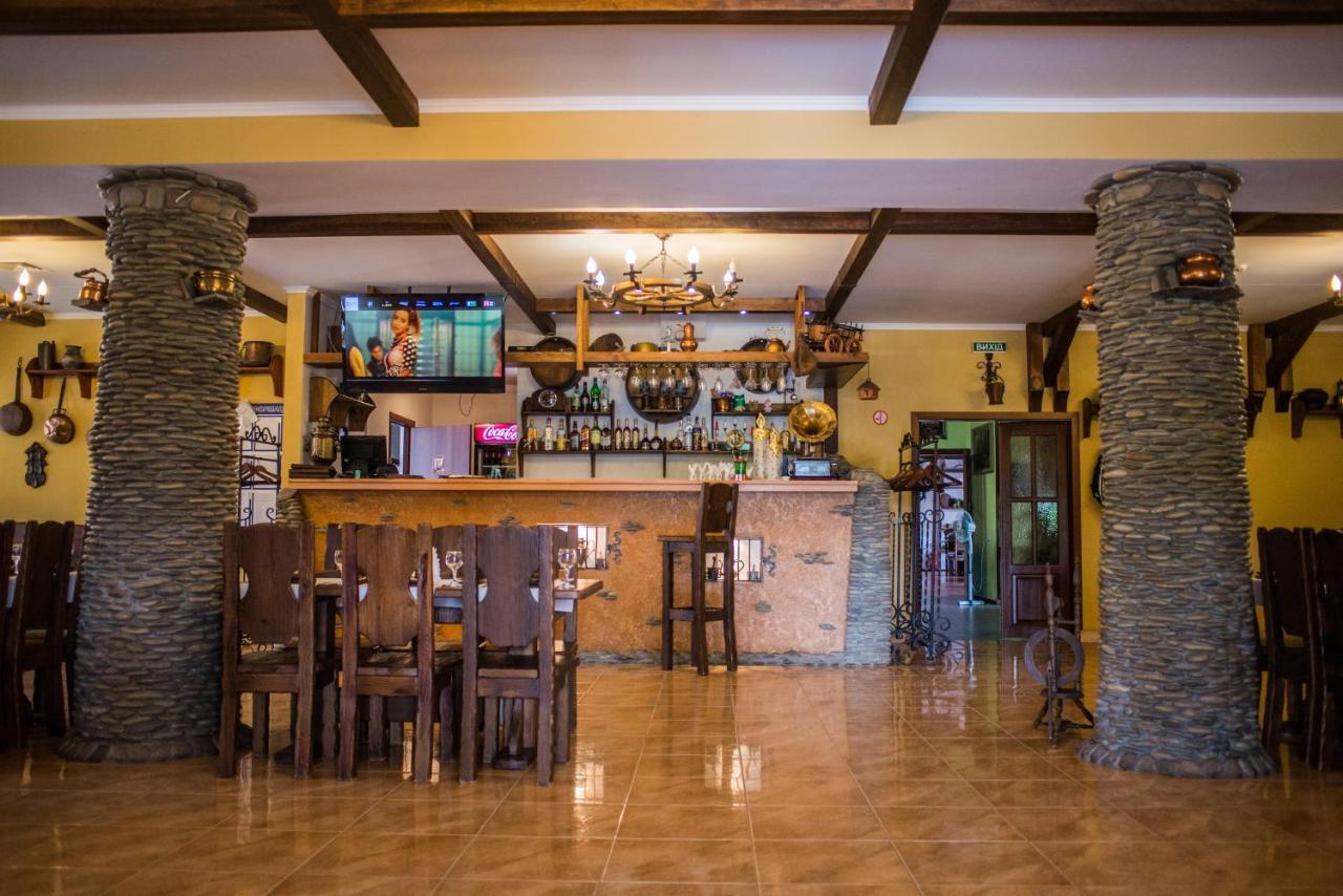 Stara Vezha Hotel Boryspilʼ Dış mekan fotoğraf